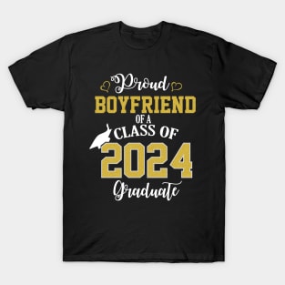 proud boyfriend of a class of 2024 graduate T-Shirt